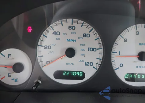 2002 Dodge Grand Caravan Ex z USA, uszkodzony, nr VIN 2B8GP74L52R689996